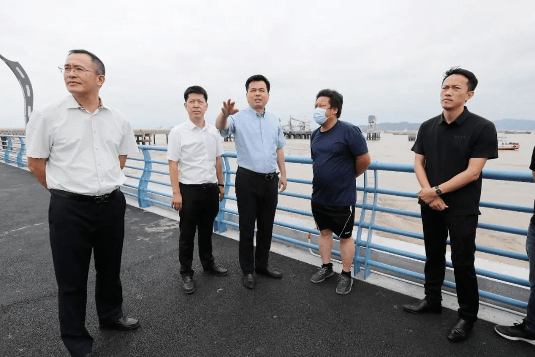 2022年乐清市委书记徐建兵督查12号台风“梅花”防御工作