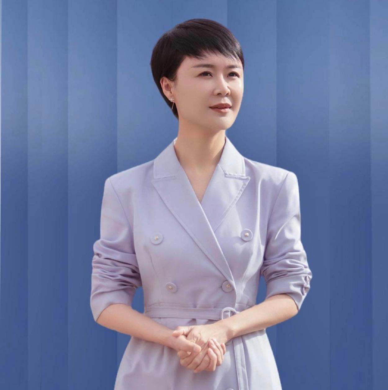 47岁“最飒”女局长坠马殉职！雪原策马成绝唱，千万网友泪崩：她为新疆拼到了最后一刻